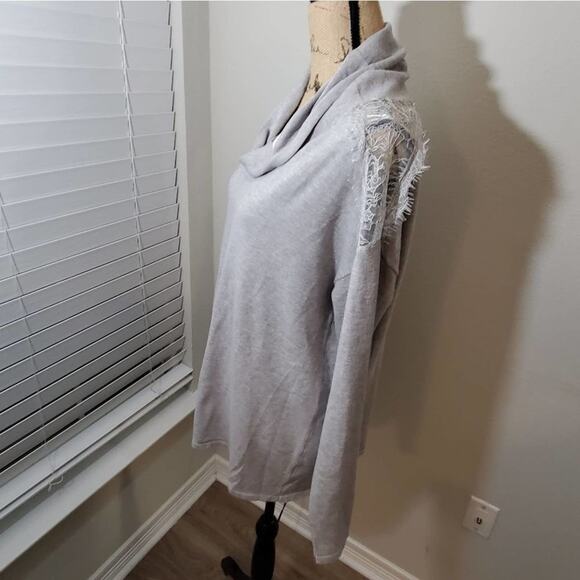 Halston‎ Cowl neck lace insert shoulder foggy Heather sweater size small NEW!!! - Picture 4 of 7